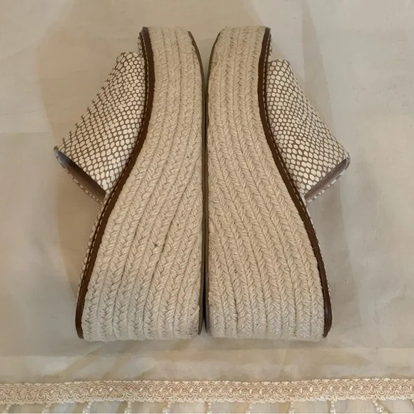 Freebird Miami Sandals - Picture 5 of 12